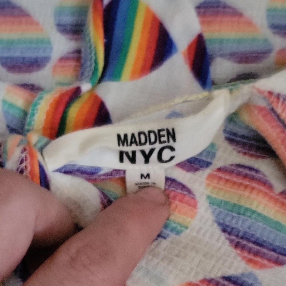 Colorful Patterned Crop Top - Picture 3 of 3